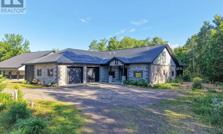 79 Hillcrest Road