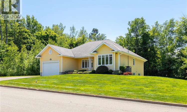 86 Greenwich