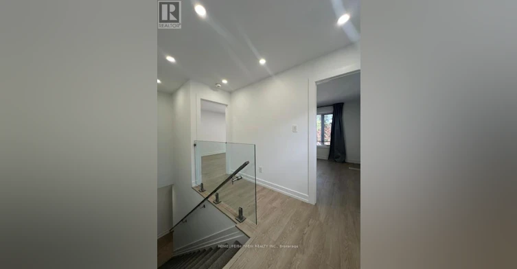 3-311 Linsmore Crescent, Toronto, ON, M4J 2L8 - 21