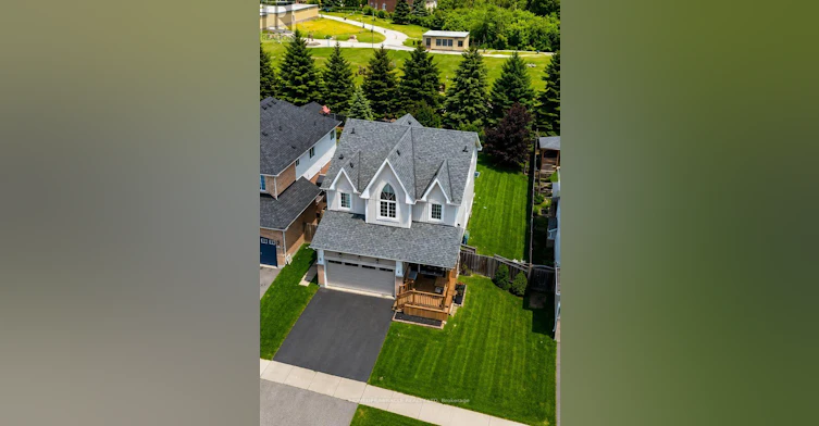1033 Grandview Street N, Oshawa, ON, L1K 2S8 - 31