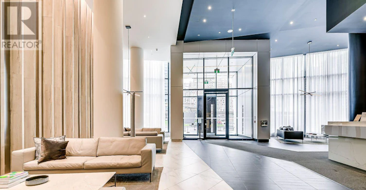 2805-3900 Confederation Parkway, Mississauga, ON, L5B 0M3 - 3