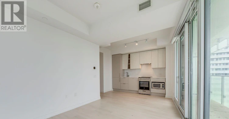 2805-3900 Confederation Parkway, Mississauga, ON, L5B 0M3 - 7