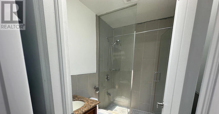 3RD FL-1022 Gerrard Street E, Toronto, ON, M4M 1Z5 - 8