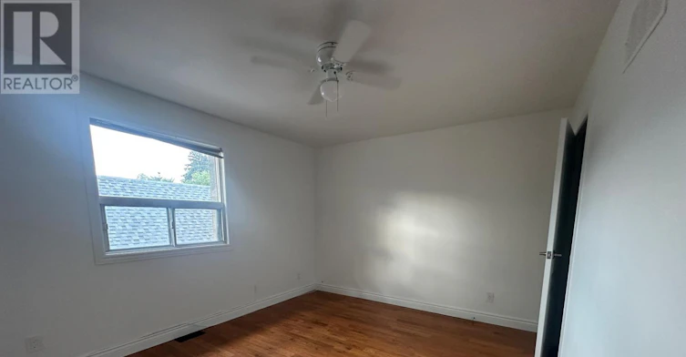 3RD FL-1022 Gerrard Street E, Toronto, ON, M4M 1Z5 - 10