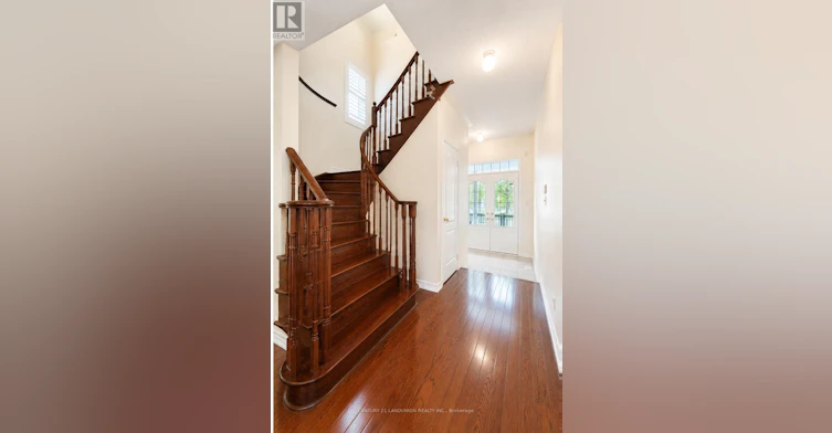 2238 Gladacres Lane, Oakville, ON, L6M 0G3 - 7