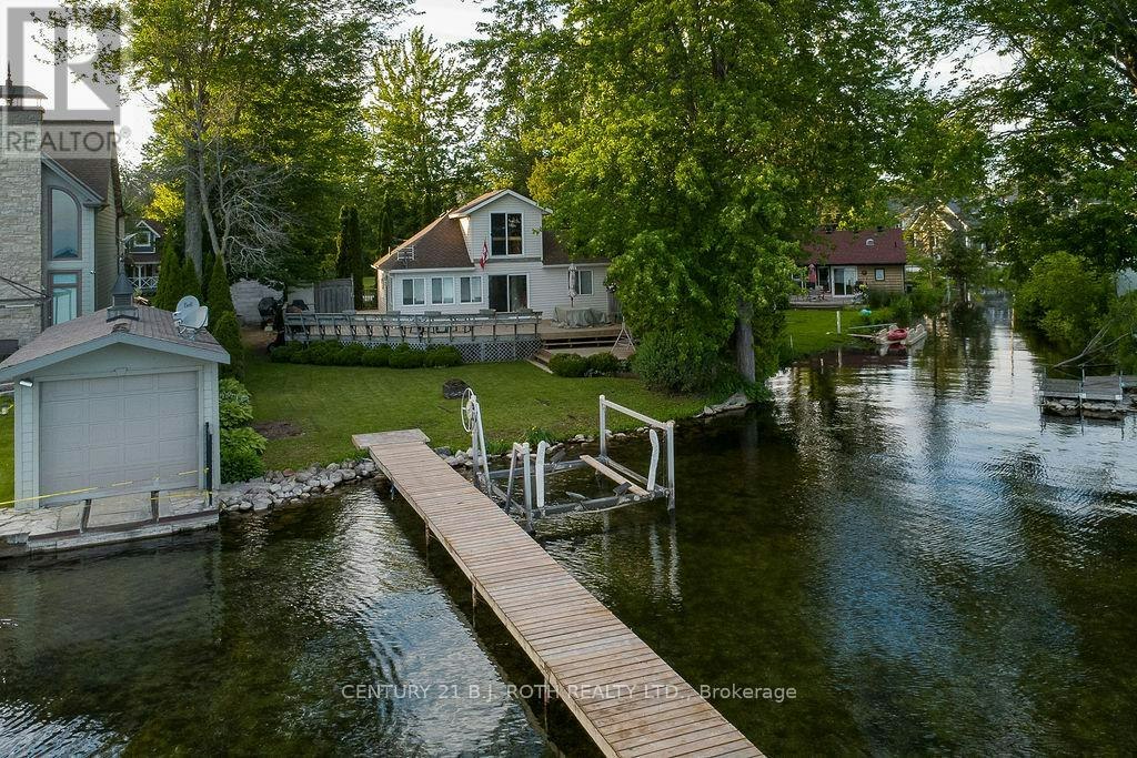 2389 Crystal Beach Road, Innisfil, ON, L9S 3W8