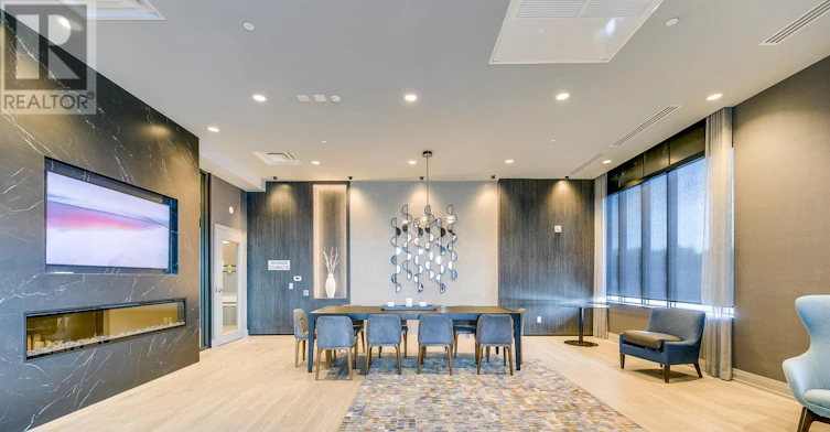 107-95 Dundas Street W, Oakville, ON, L6M 5N4 - 32