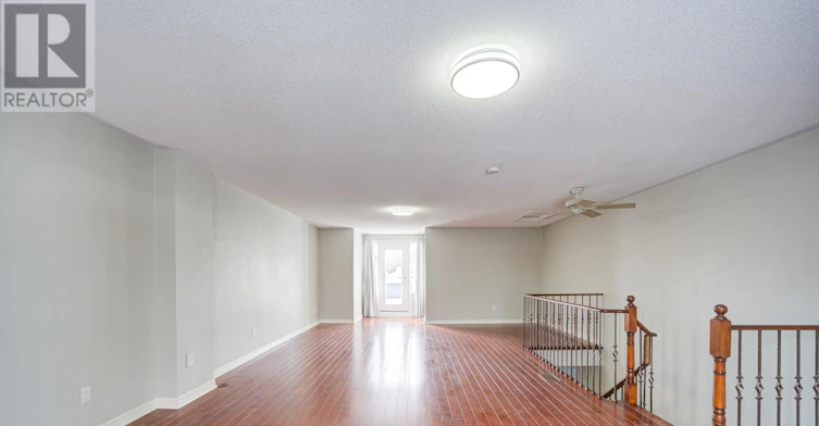 115 St. Lawrence Drive, Mississauga, ON, L5G 4V2 - 36