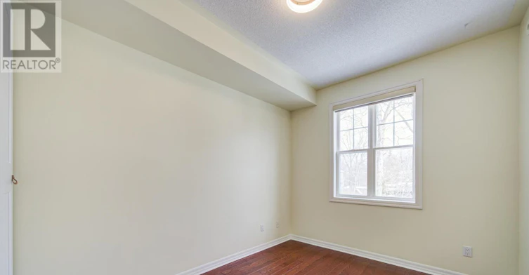 115 St. Lawrence Drive, Mississauga, ON, L5G 4V2 - 22