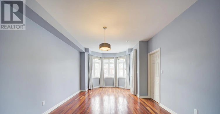 115 St. Lawrence Drive, Mississauga, ON, L5G 4V2 - 29