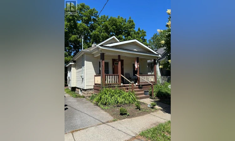15 Rodman Street