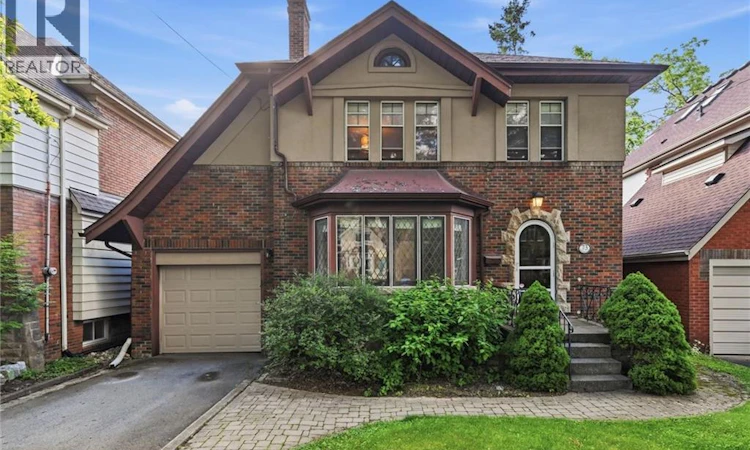 73 Dromore Crescent