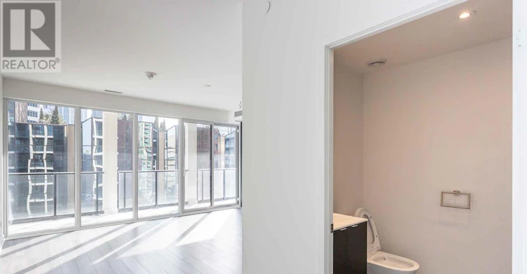 811-20 Edward Street, Toronto, ON, M5G 0C5 - 13