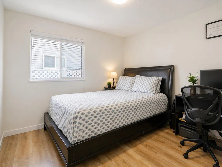 16158 16a Avenue, Surrey, BC, V4A 9J9 - 11
