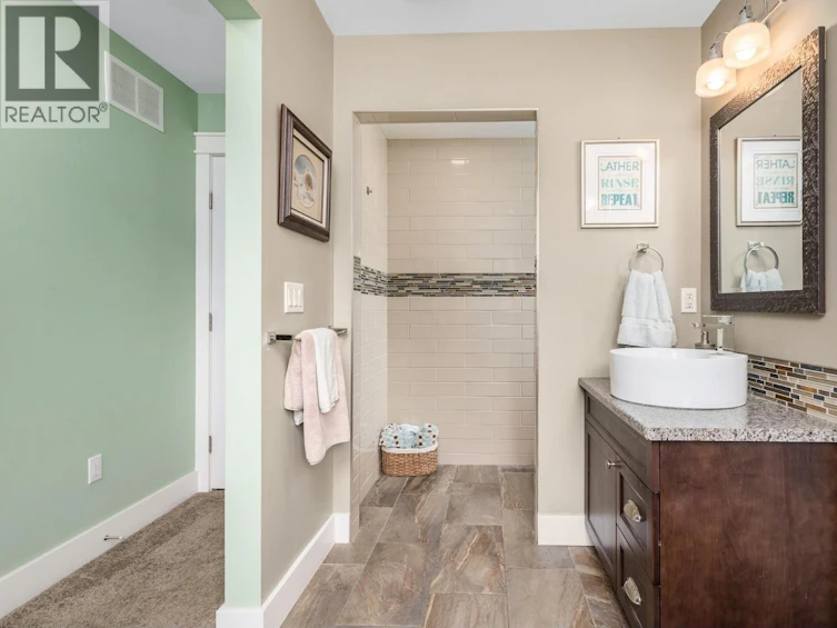 3000 22 Street, Vernon, BC, V1T 4H6 - 30