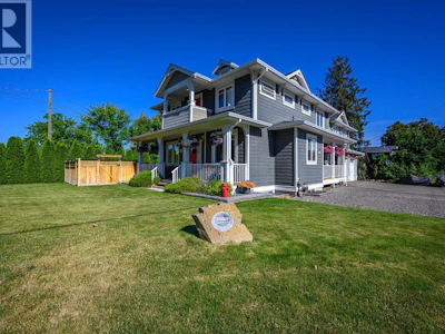 3000 22 Street - 5