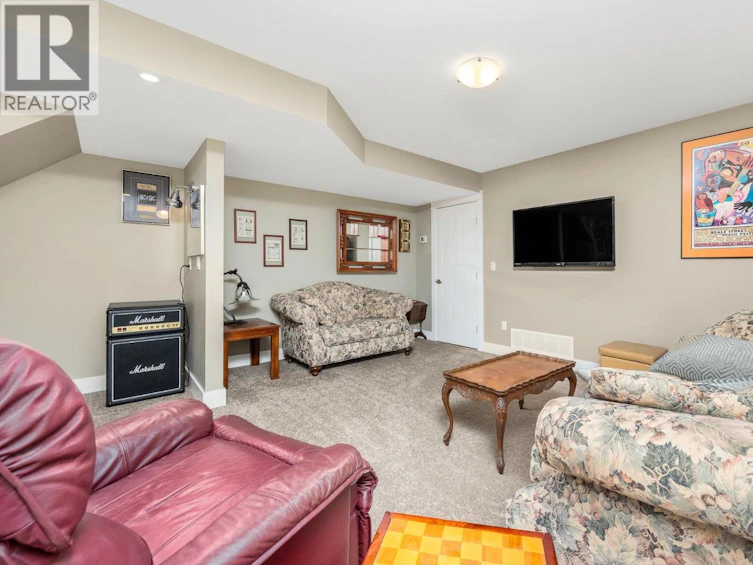 3000 22 Street, Vernon, BC, V1T 4H6 - 40