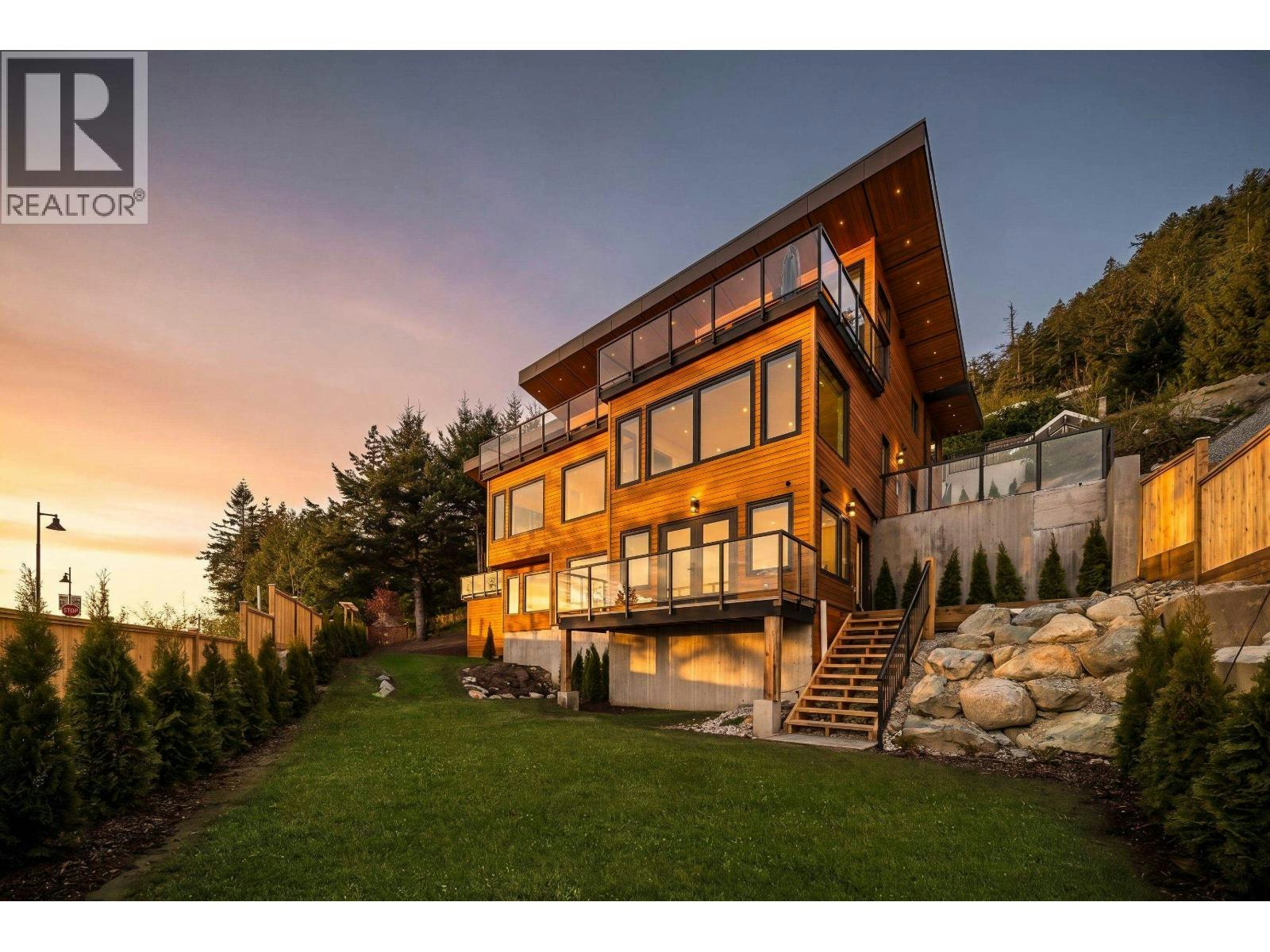 35 Kelvin Grove Way, West Vancouver, BC, V0N 2E0