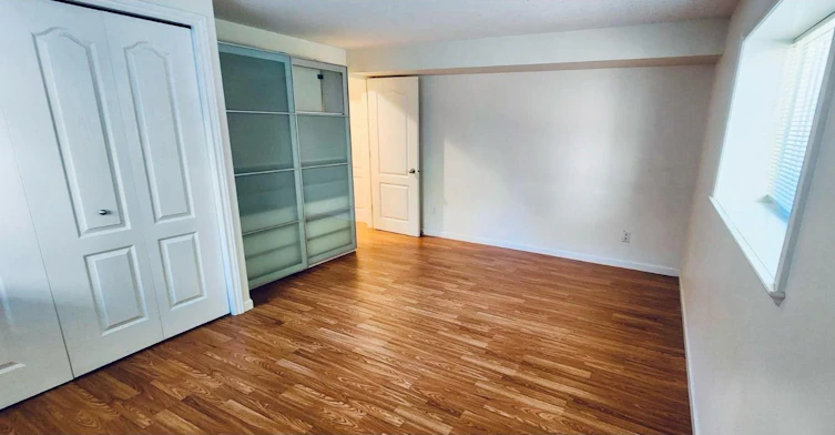 Suite-2255 124 Street, Surrey, BC, V4A 3M6 - 3