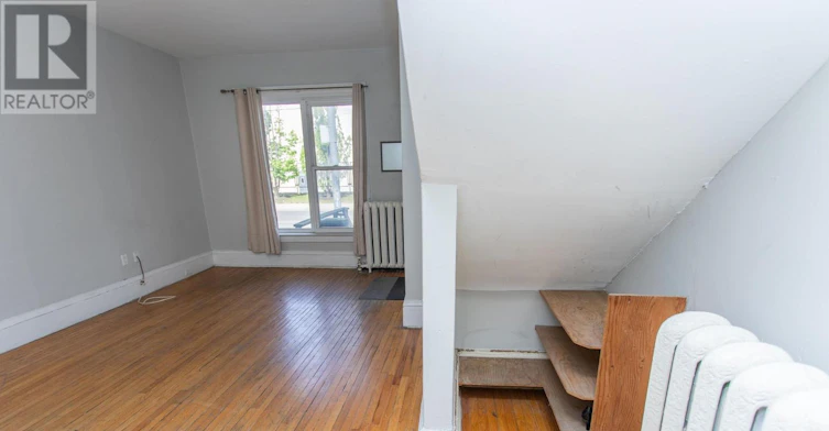 2-682 Bathurst Street, Toronto, ON, M5S 2R3 - 2