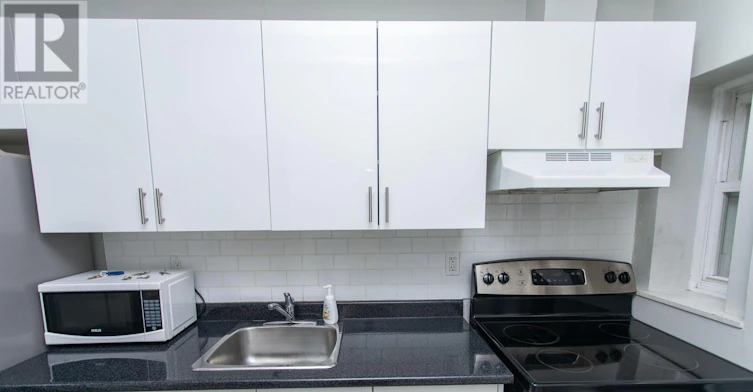 2-682 Bathurst Street, Toronto, ON, M5S 2R3 - 7