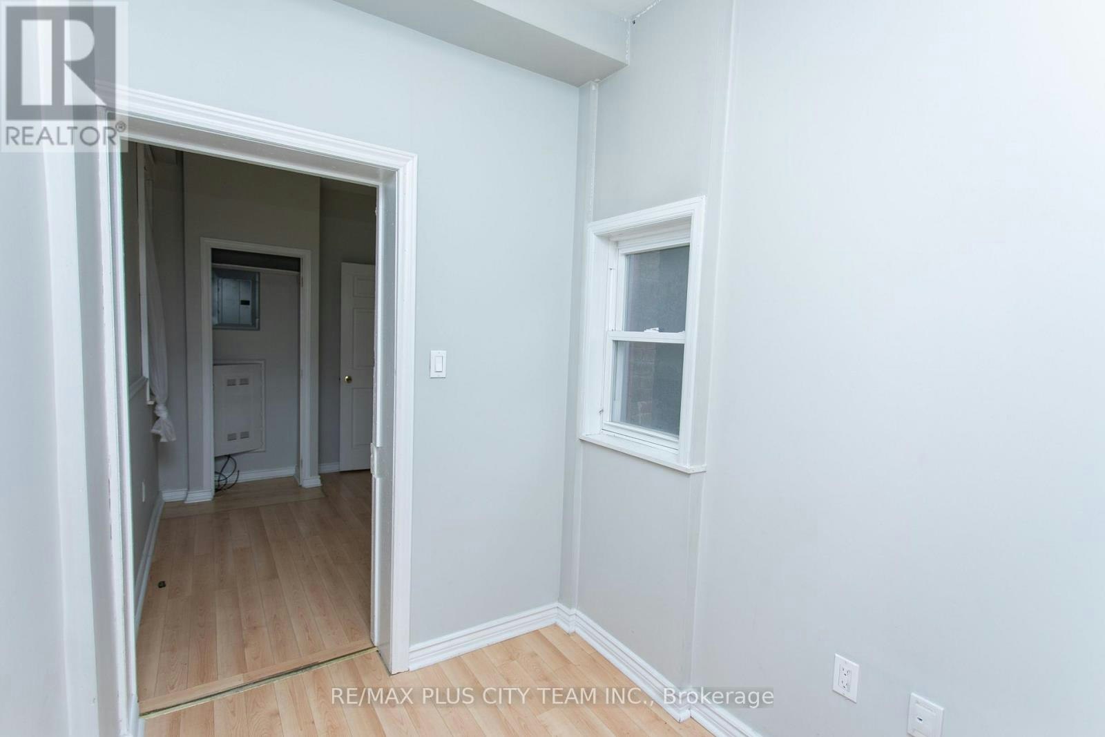 2-682 Bathurst Street, Toronto, ON, M5S 2R3 - 18