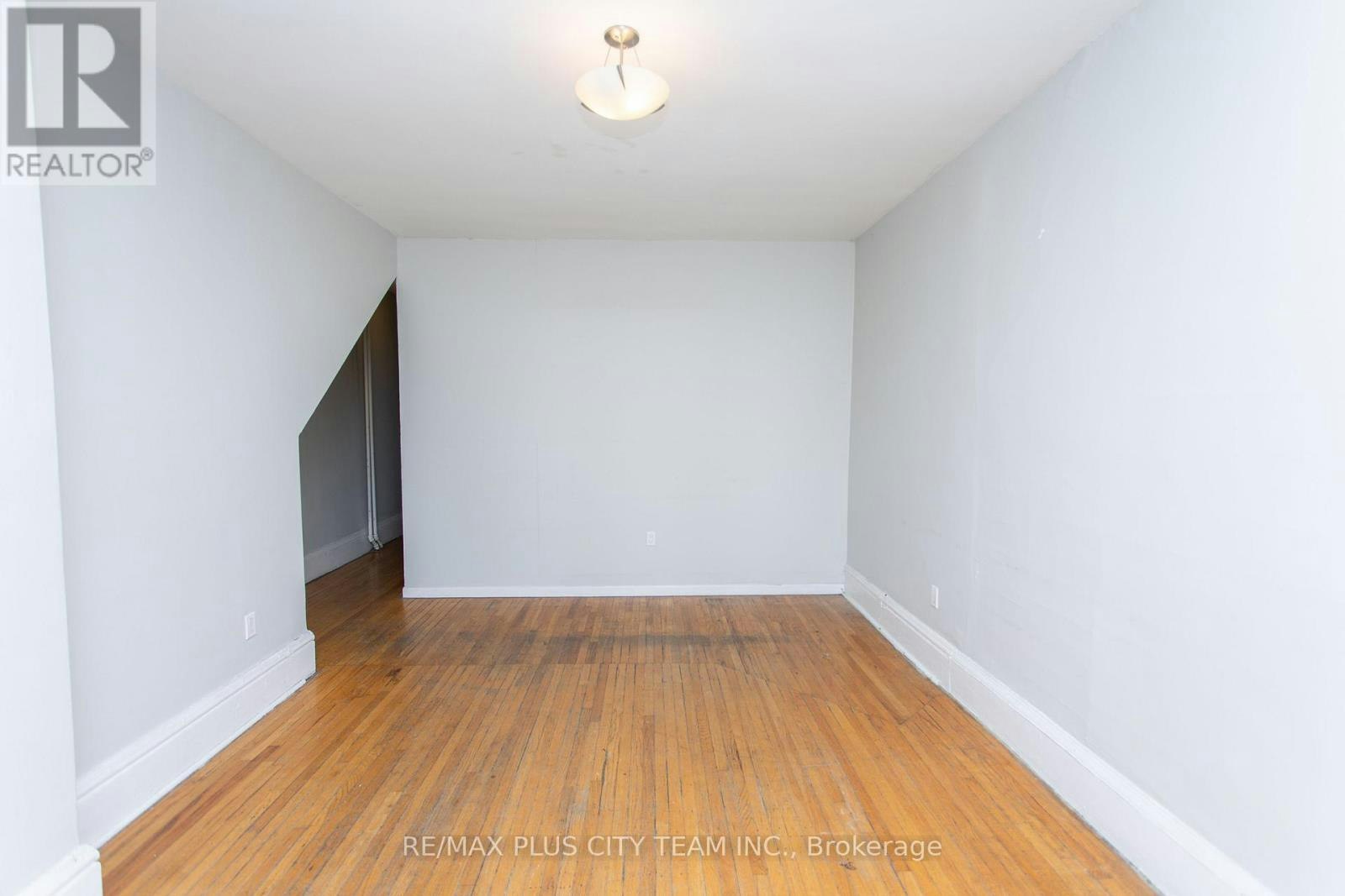 2-682 Bathurst Street, Toronto, ON, M5S 2R3 - 3
