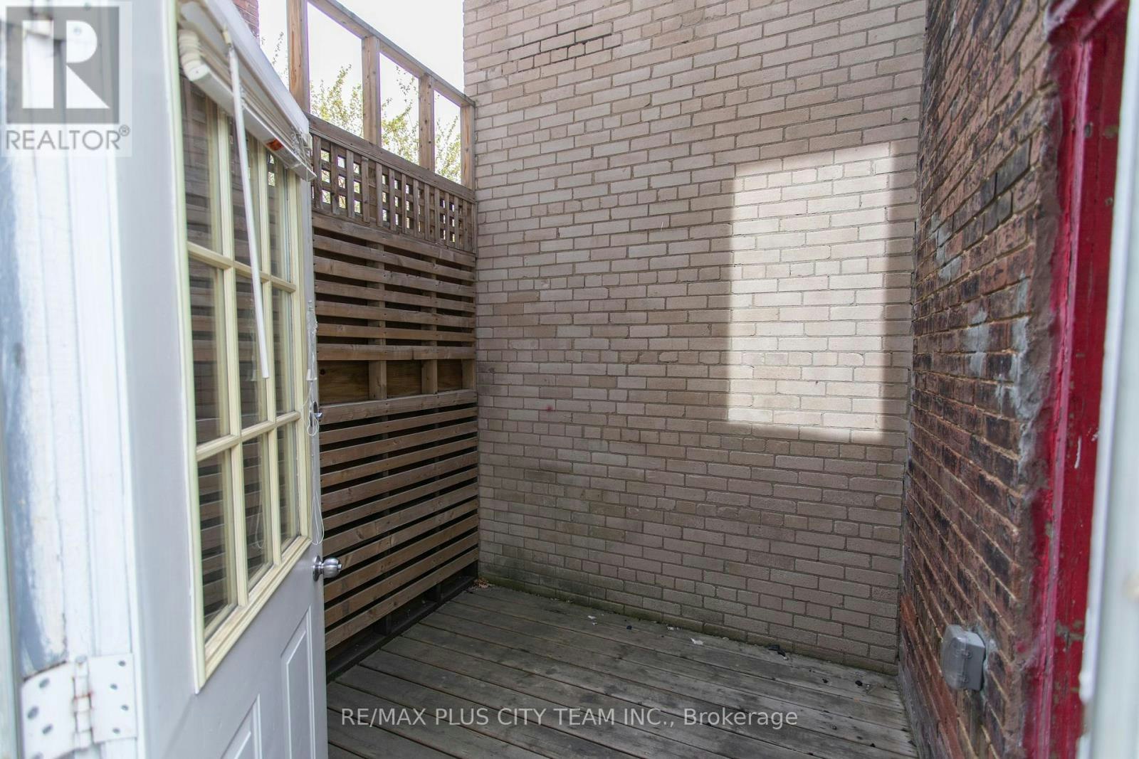 2-682 Bathurst Street, Toronto, ON, M5S 2R3 - 20