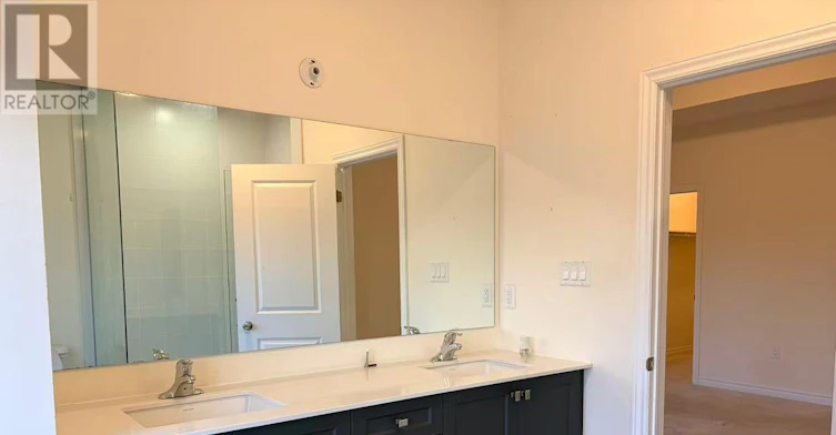 30 Sigford Street, Whitby, ON, L1P 1Y2 - 19