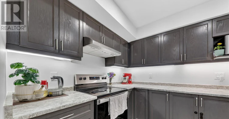 73 Sutcliffe Drive, Whitby, ON, L1R 0R4 - 14