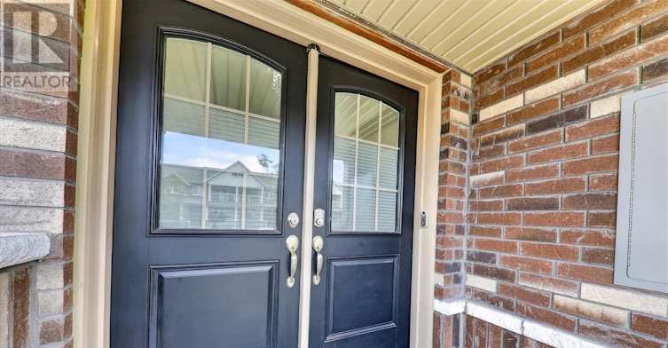 73 Sutcliffe Drive, Whitby, ON, L1R 0R4 - 5