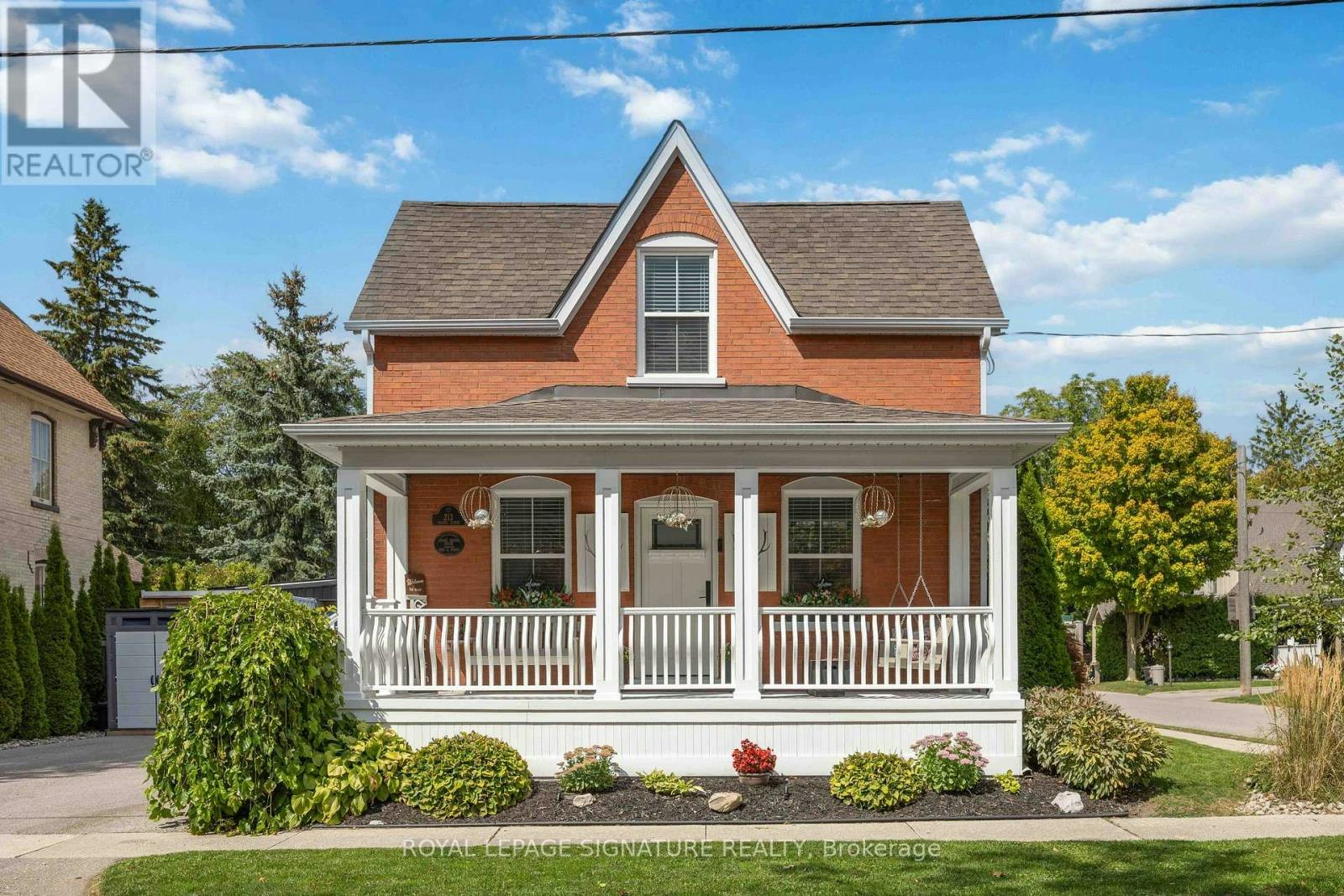 213 Second Street, Whitchurch-Stouffville, ON, L4A 1B9