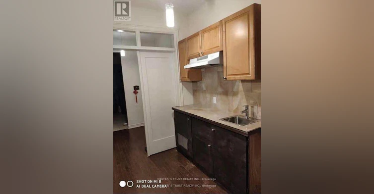 MAIN-25 Brock Avenue, Markham, ON, L6C 0V4 - 2