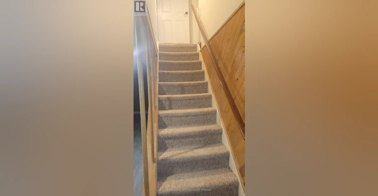 6486 Edenwood Drive, Mississauga, ON, L5N 3K1 - 2