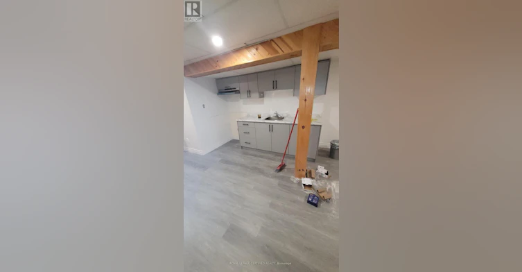 6486 Edenwood Drive, Mississauga, ON, L5N 3K1 - 3
