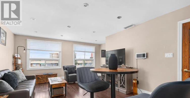 6127 Steeles Avenue W, Toronto, ON, M9L 2V1 - 10