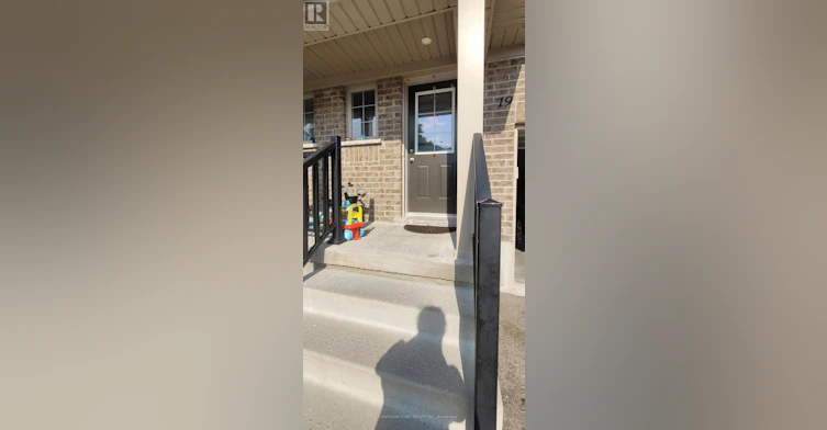 19-50 Pinnacle Drive, Kitchener, ON, N2P 0H8 - 9