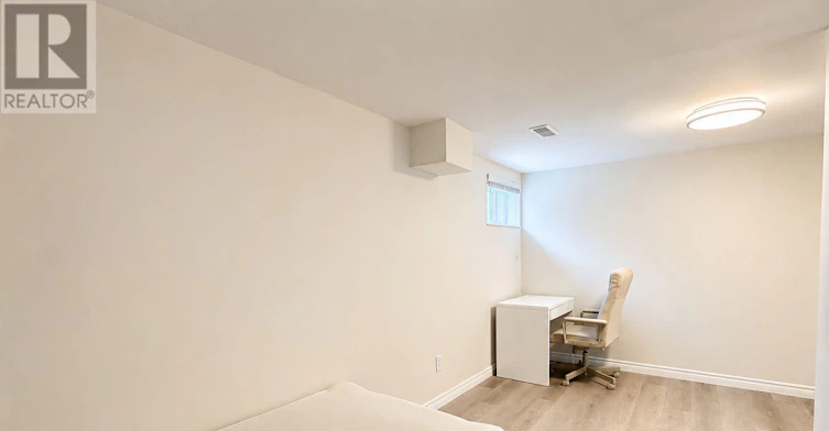 BSMT-808 Tenth Avenue, Hamilton, ON, L8T 2G6 - 16
