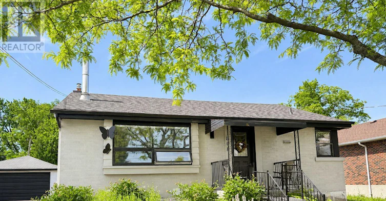BSMT-808 Tenth Avenue, Hamilton, ON, L8T 2G6 - 2