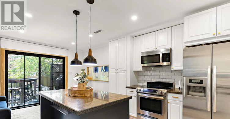 221 Bedford Park Avenue, Toronto, ON, M5M 1J4 - 17