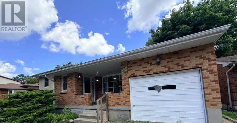 B-63 Paperbirch Crescent Street, London, ON, N6G 1L8