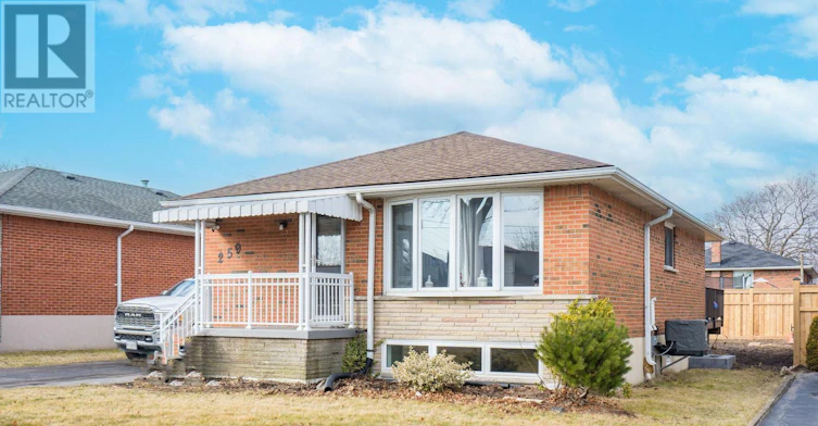 259 Fernwood Crescent, Hamilton, ON, L8T 3L7