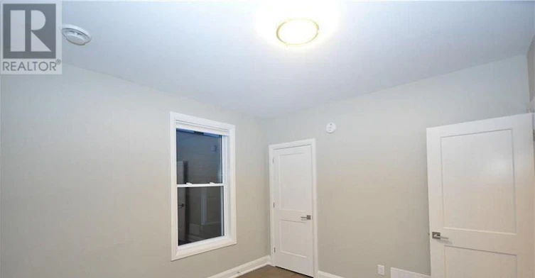 2-571 Mcleod Street, Ottawa, ON, K1R 5R2 - 10