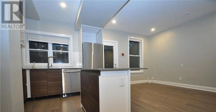 2-571 Mcleod Street, Ottawa, ON, K1R 5R2 - 4