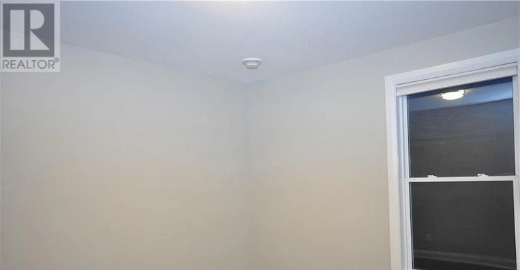 2-571 Mcleod Street, Ottawa, ON, K1R 5R2 - 8