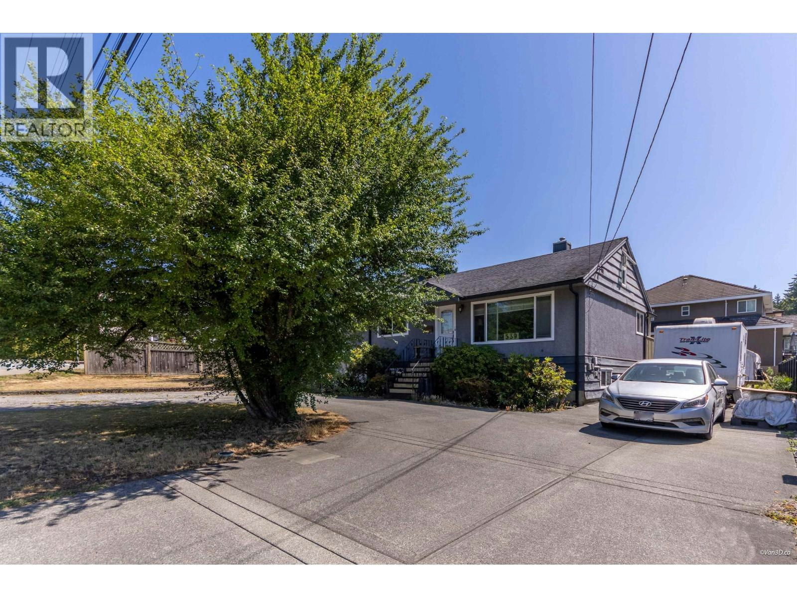 539 Schoolhouse Street, Coquitlam, BC, V3J 5N8