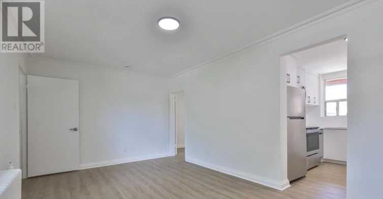 B-2367 1/2 Queen Street, Toronto, ON, M4E 1H2 - 5