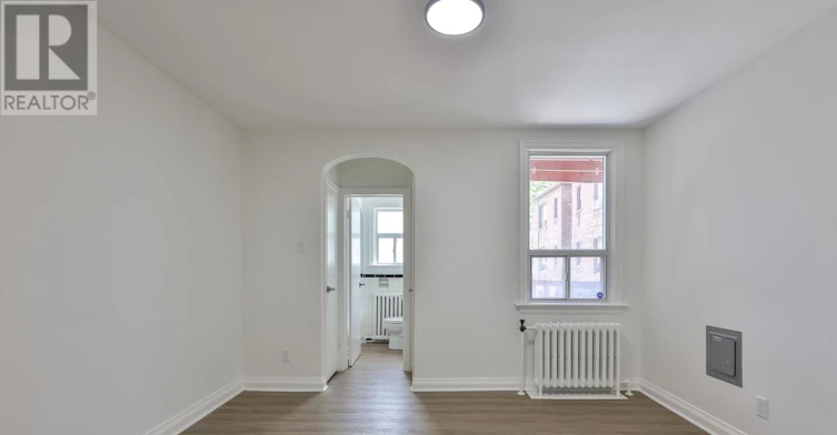 B-2367 1/2 Queen Street, Toronto, ON, M4E 1H2 - 14