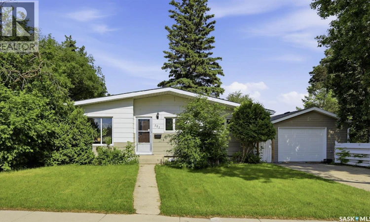 101 Salisbury Drive