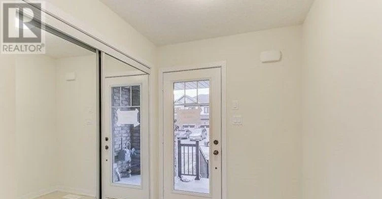 35 Sherway Street, Hamilton, ON, L8J 0J4 - 2